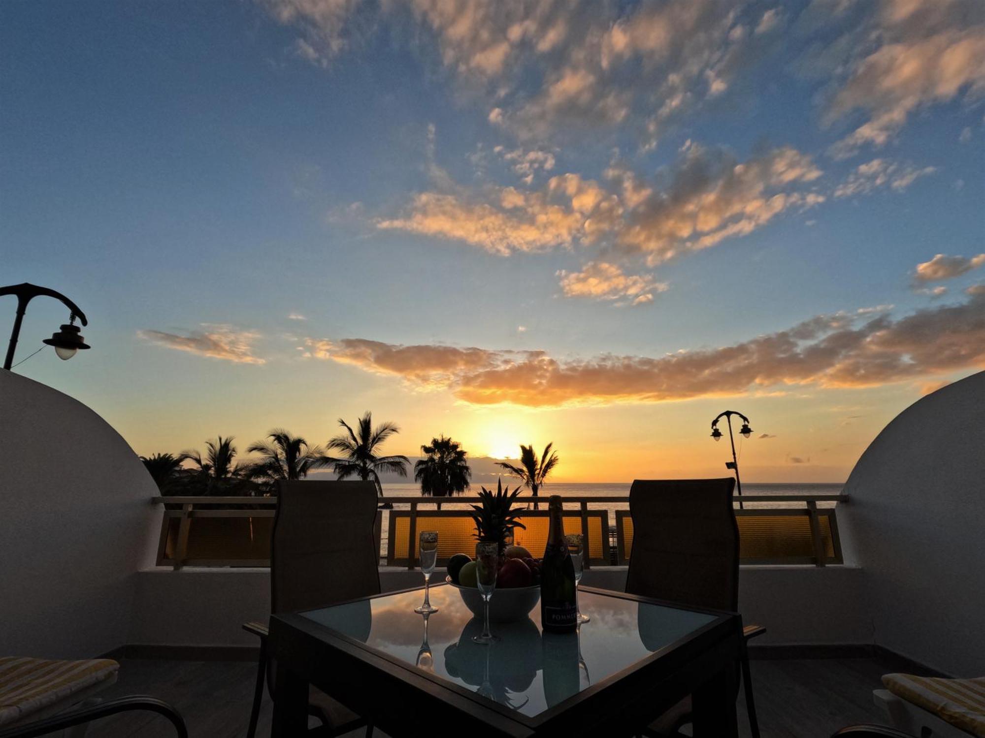 Beautiful Sunset Apartment Пуерто де Сантяго Екстериор снимка